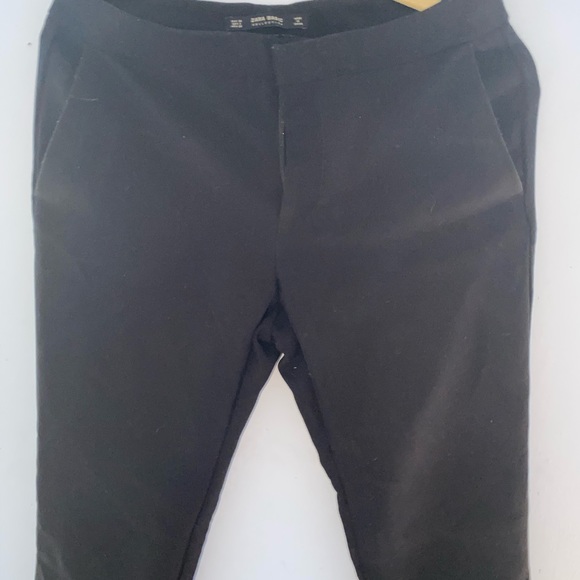 Dress pants - Picture 1 of 2